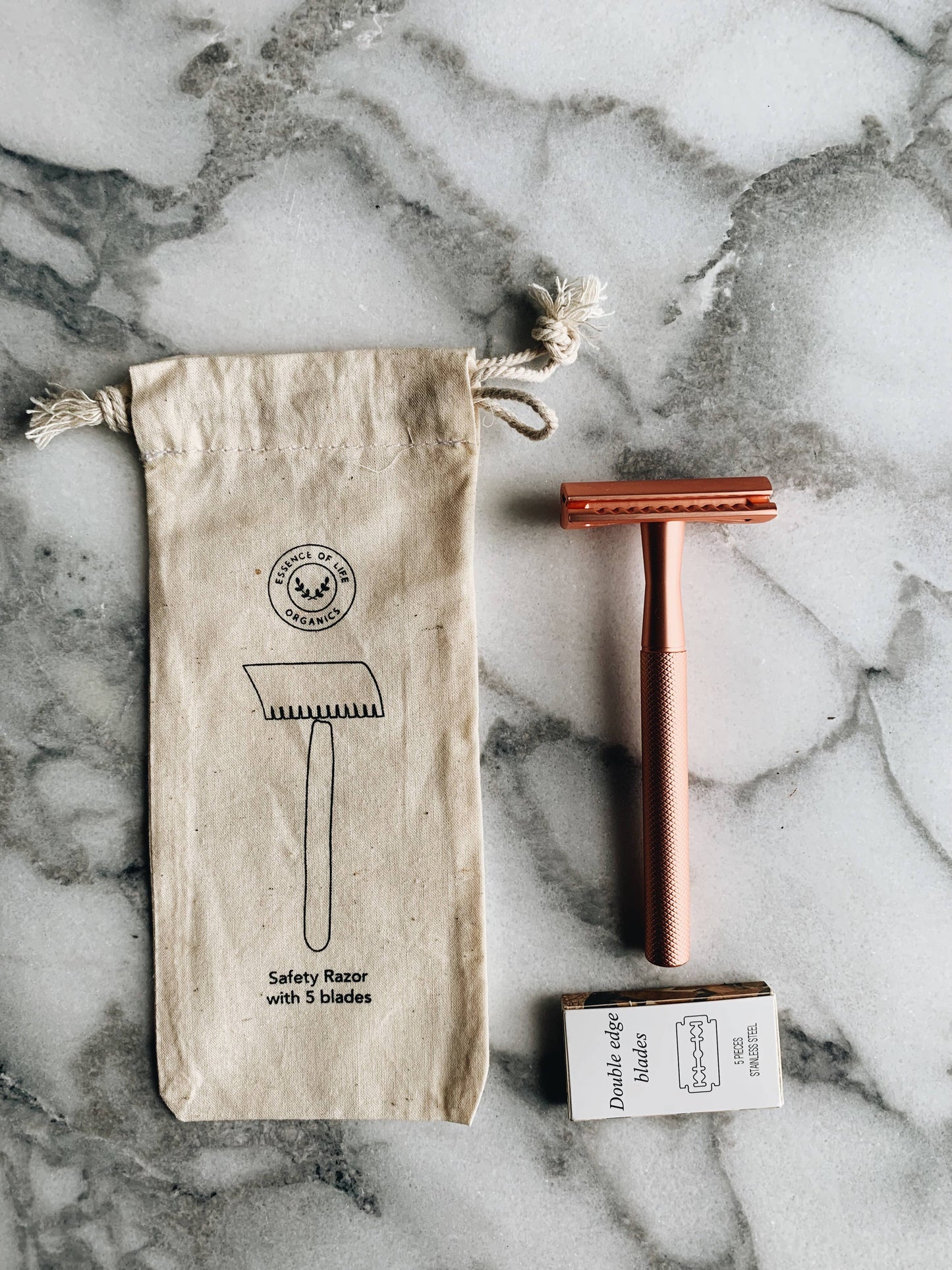 Plastic-free Safety Razor