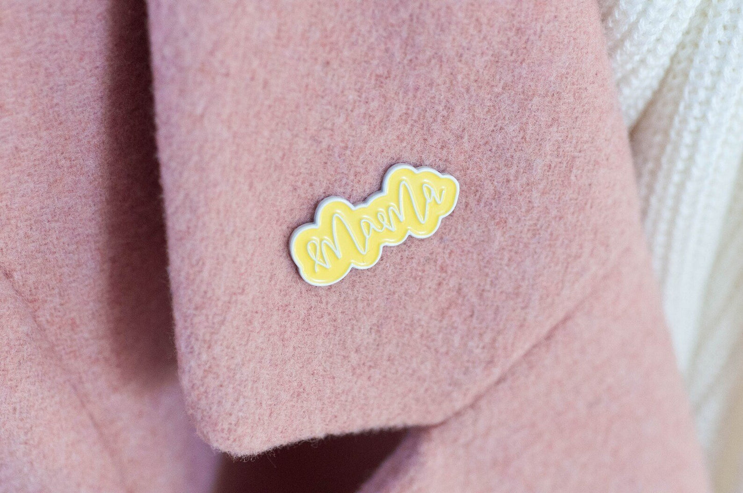 Mama Pin (Yellow)